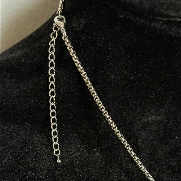 Silver Necklace with Crystal Accents and Delicate Chain - Picture 13 of 17